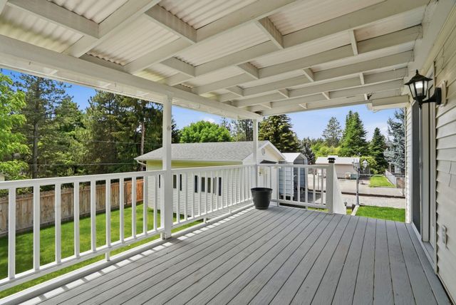 6404 E 17th Ave, Spokane Valley, WA 99212