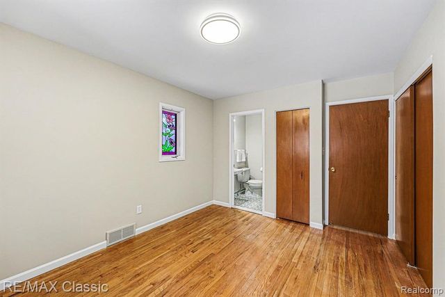 18746 Westbrook Drive, Livonia, MI 48152