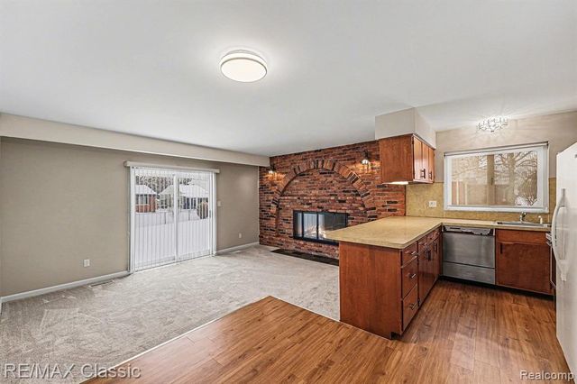 18746 Westbrook Drive, Livonia, MI 48152