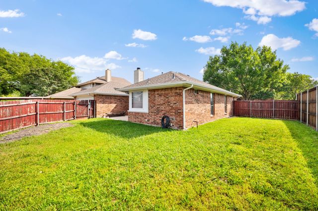 5709 Eagle Drive, Rowlett, TX 75088