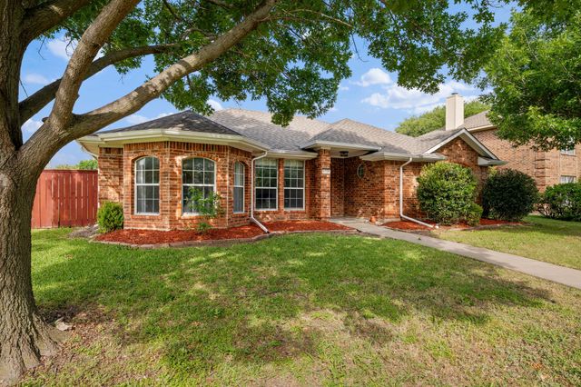 5709 Eagle Drive, Rowlett, TX 75088