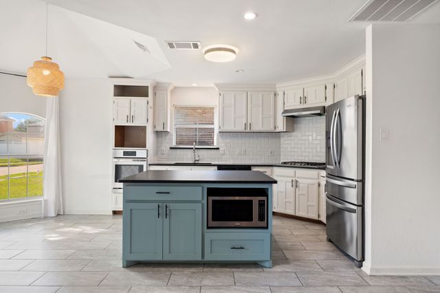 5709 Eagle Drive, Rowlett, TX 75088