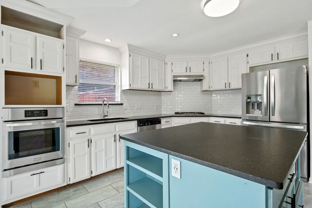 5709 Eagle Drive, Rowlett, TX 75088