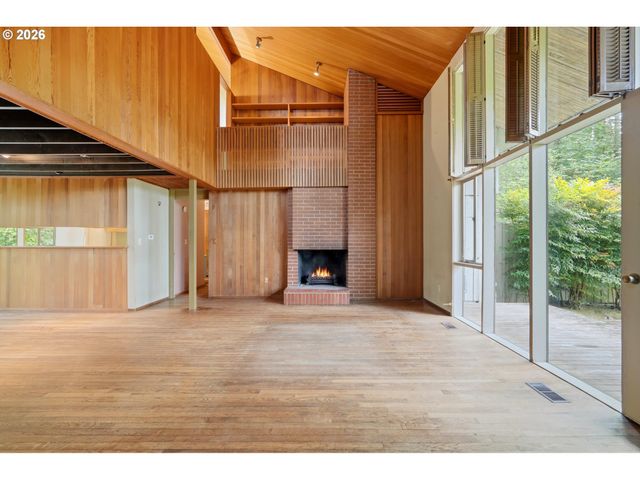 12115 Nw OLD QUARRY Rd, Portland, OR 97229