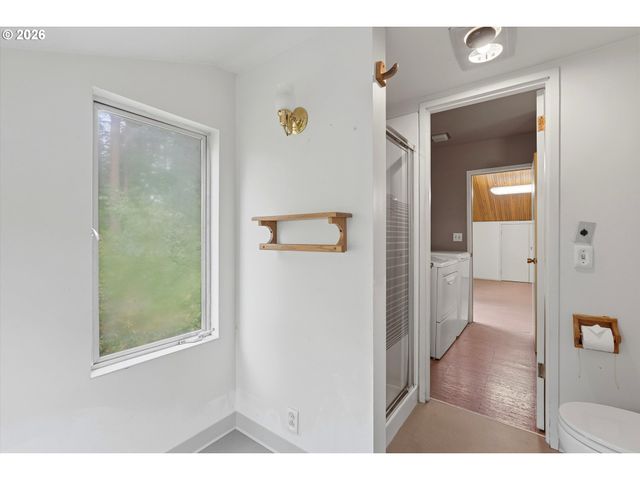 12115 Nw OLD QUARRY Rd, Portland, OR 97229