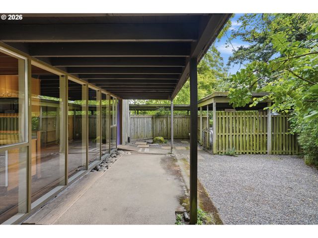12115 Nw OLD QUARRY Rd, Portland, OR 97229