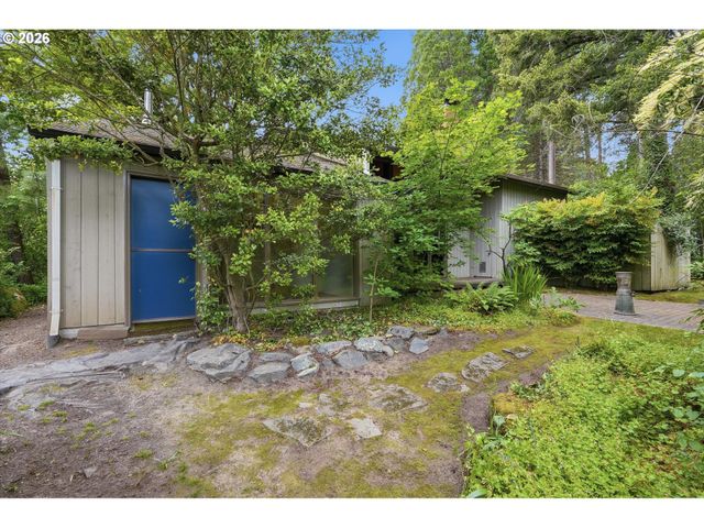 12115 Nw OLD QUARRY Rd, Portland, OR 97229