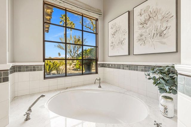 49659 N Canyon View Drive, Palm Desert, CA 92260