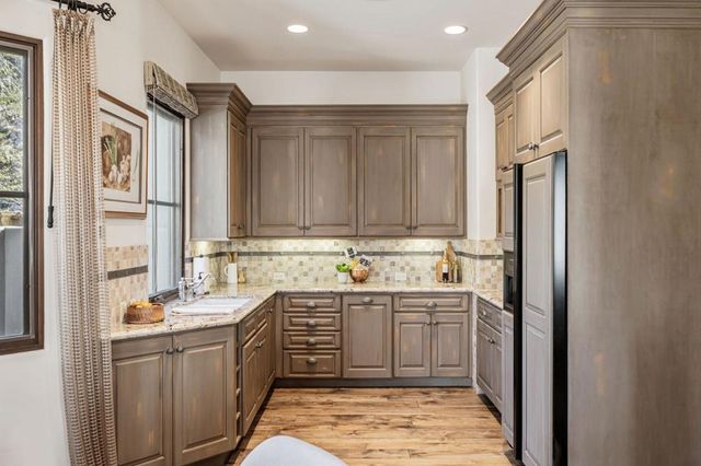 49659 N Canyon View Drive, Palm Desert, CA 92260