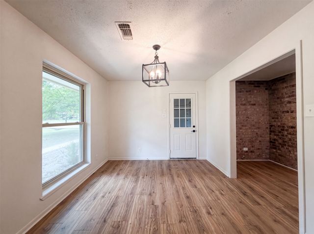 5204 Camino Dos Lagos Drive, Sherman, TX 75090