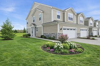 1040 Moraine Drive, South Elgin, IL 60177