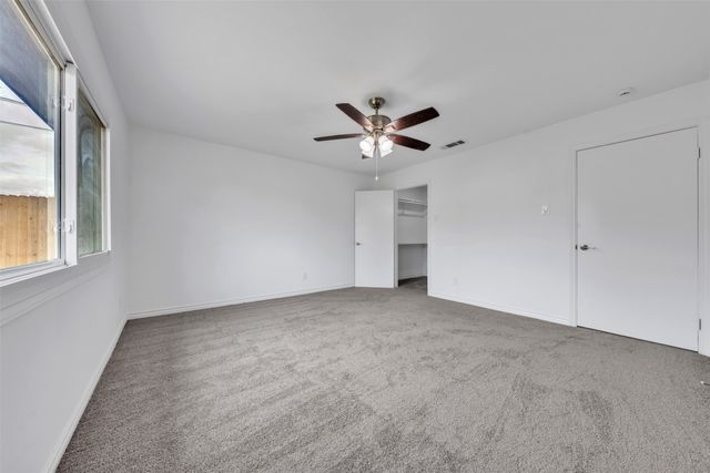 7449 Sandhurst Lane S, North Richland Hills, TX 76182