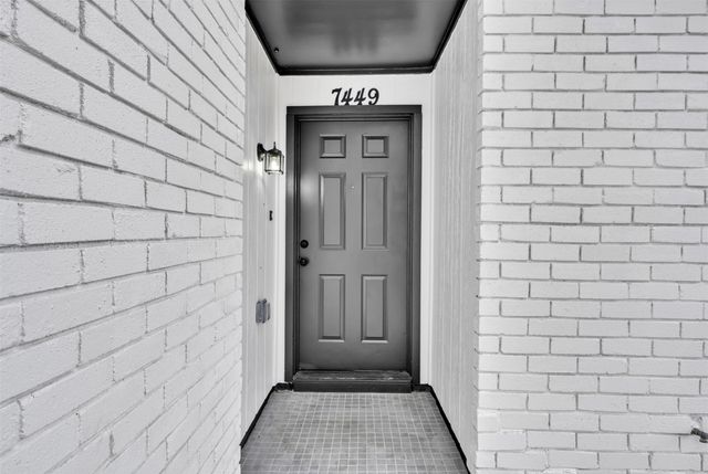 7449 Sandhurst Lane S, North Richland Hills, TX 76182