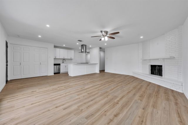 7449 Sandhurst Lane S, North Richland Hills, TX 76182