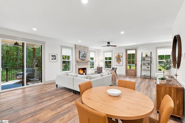 107 Moonlight Drive, Fair Play, SC 29643