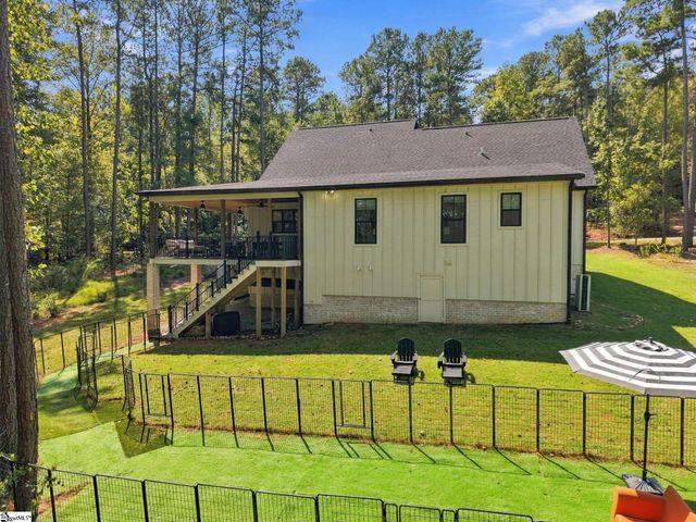 107 Moonlight Drive, Fair Play, SC 29643