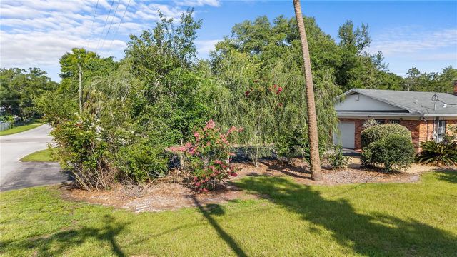 214 SE 2ND STREET, Chiefland, FL 32626