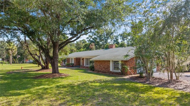 214 SE 2ND STREET, Chiefland, FL 32626