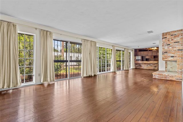 214 SE 2ND STREET, Chiefland, FL 32626