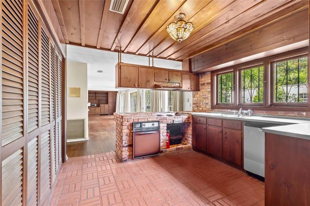 214 SE 2ND STREET, Chiefland, FL 32626