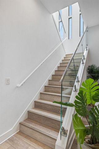 2701 N POPLAR AVENUE, Tampa, FL 33602