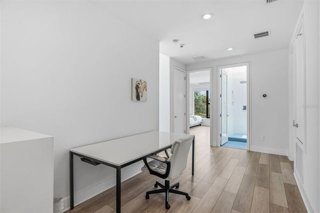 2701 N POPLAR AVENUE, Tampa, FL 33602