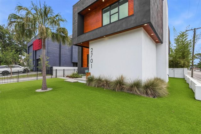 2701 N POPLAR AVENUE, Tampa, FL 33602