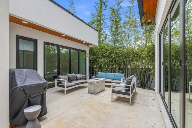 2701 N POPLAR AVENUE, Tampa, FL 33602