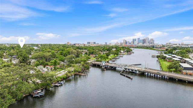 2701 N POPLAR AVENUE, Tampa, FL 33602