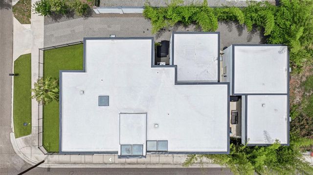 2701 N POPLAR AVENUE, Tampa, FL 33602
