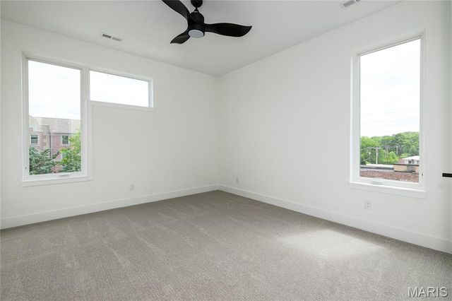 2731 lafayette avenue, St Louis, MO 63104