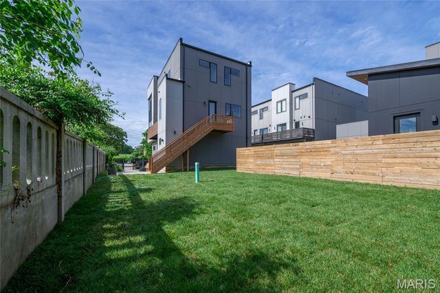 2731 lafayette avenue, St Louis, MO 63104