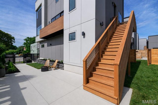 2731 lafayette avenue, St Louis, MO 63104