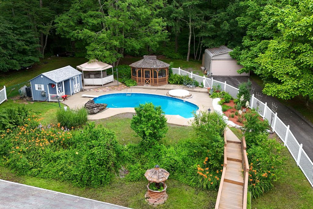 136 Kautz Road 136, Callicoon, NY 12723