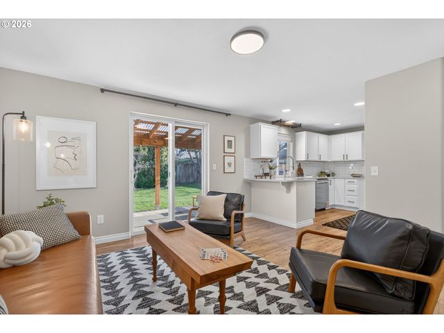 10120 N TYLER Ave, Portland, OR 97203