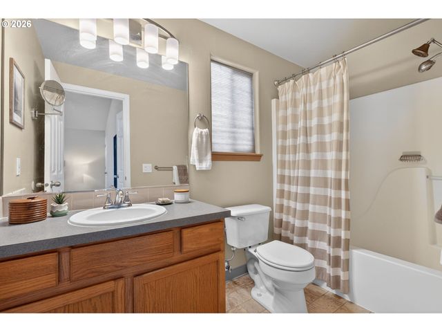 10120 N TYLER Ave, Portland, OR 97203