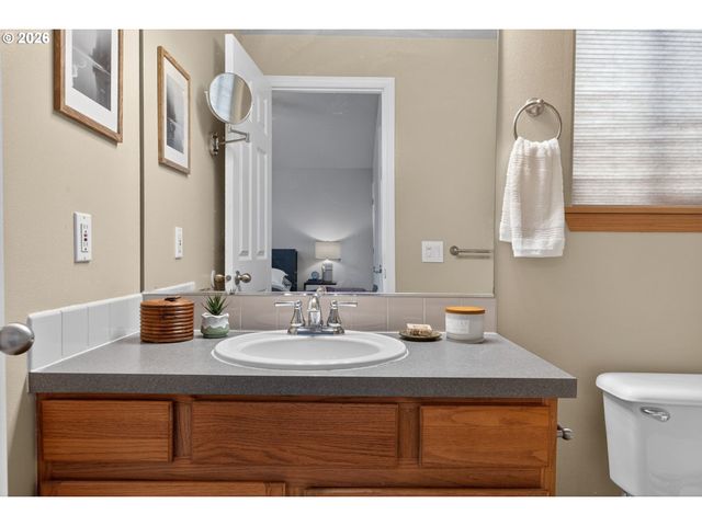 10120 N TYLER Ave, Portland, OR 97203