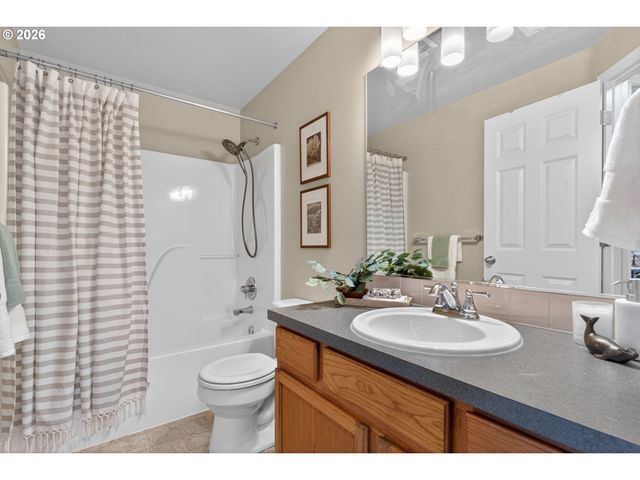 10120 N TYLER Ave, Portland, OR 97203