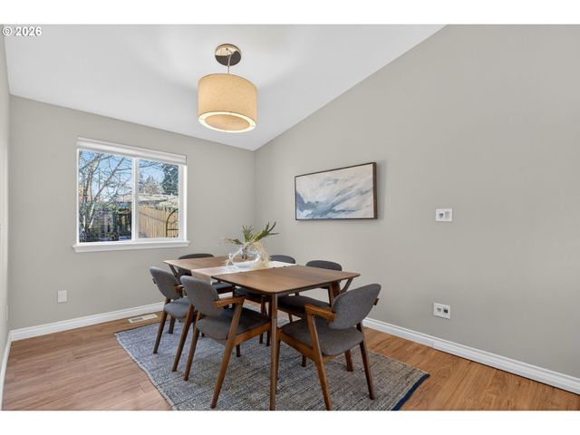 10120 N TYLER Ave, Portland, OR 97203