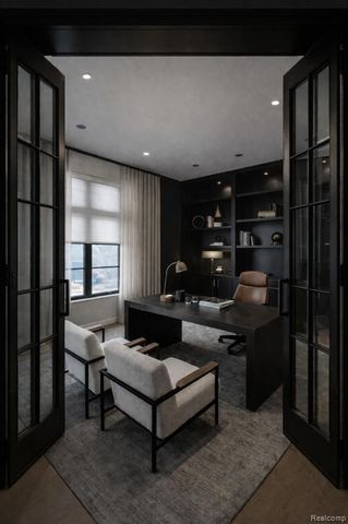 1909 W Melton Road, Birmingham, MI 48009