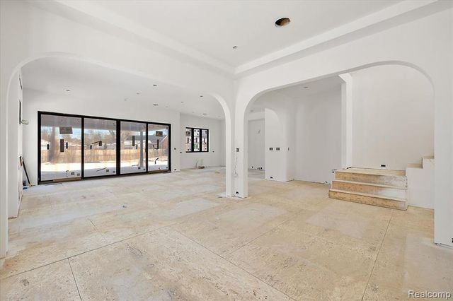 1909 W Melton Road, Birmingham, MI 48009