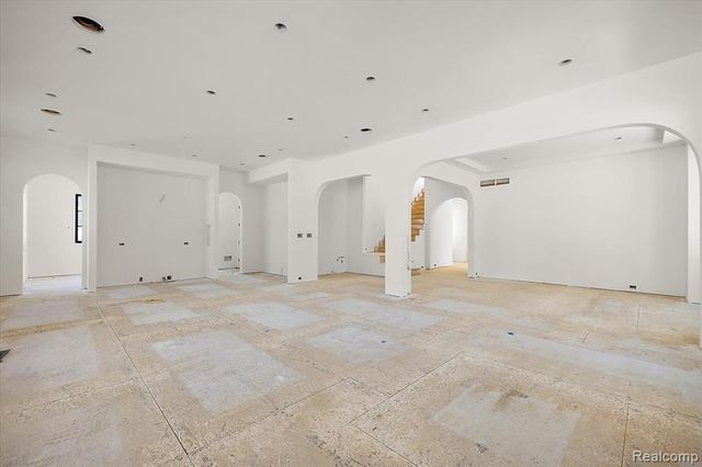 1909 W Melton Road, Birmingham, MI 48009