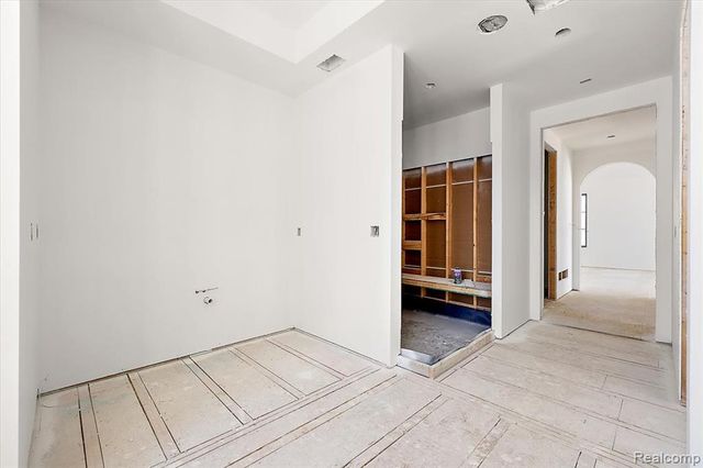 1909 W Melton Road, Birmingham, MI 48009