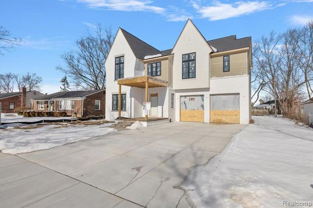 1909 W Melton Road, Birmingham, MI 48009