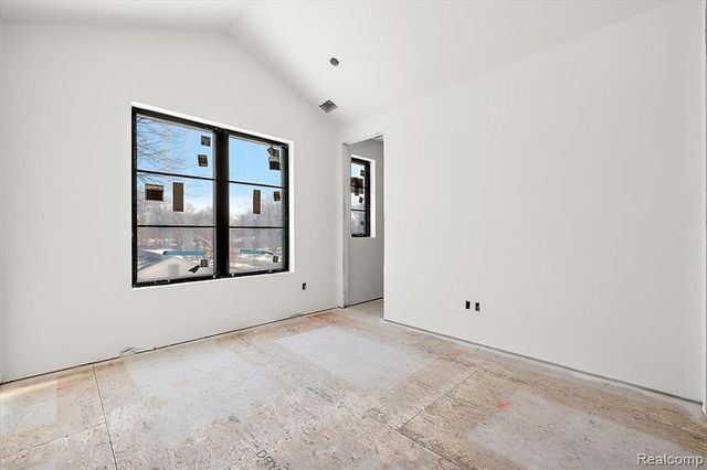 1909 W Melton Road, Birmingham, MI 48009