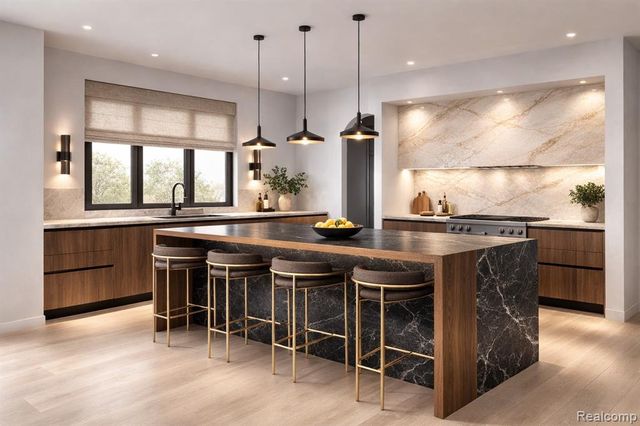 1909 W Melton Road, Birmingham, MI 48009