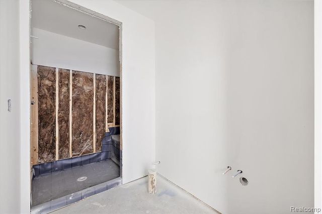 1909 W Melton Road, Birmingham, MI 48009