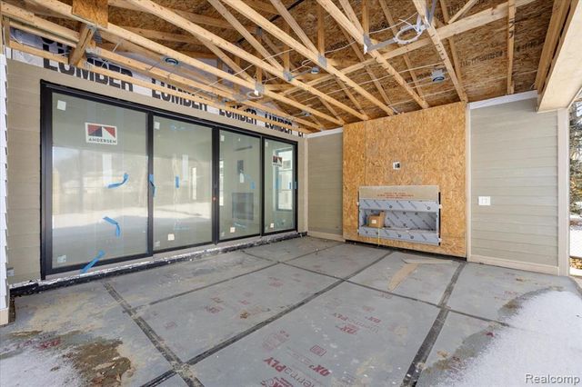 1909 W Melton Road, Birmingham, MI 48009