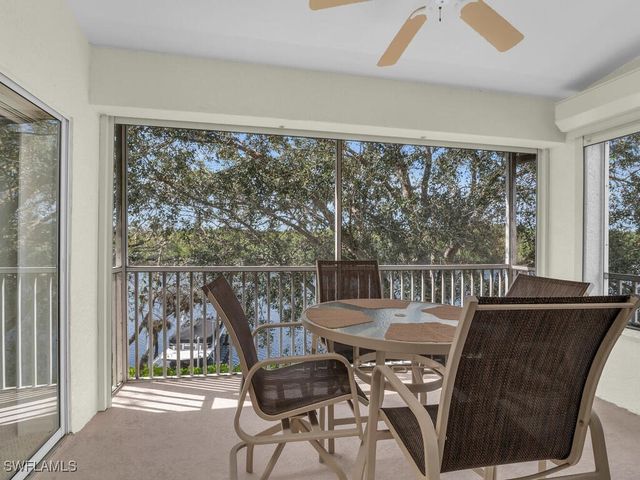 254 Newport DR 412, Naples, FL 34114