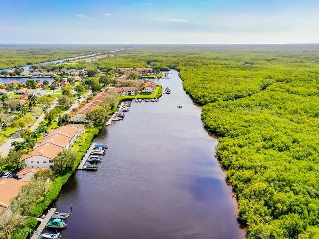 254 Newport DR 412, Naples, FL 34114